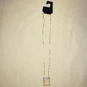 Never used necklace!!